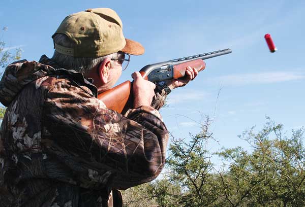 WingshootingMistakes-1 Once the head comes off the gun, the rear (eyes) and front (bead) sights on the gun are no longer aligned. This will most certainly cause a miss. Since the shot has been taken, was the cheek pressure released early or after the shot?