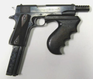 38superdillinger1-300x253.jpg