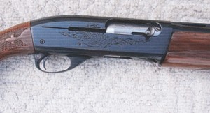 Autoloaders-3 Remington Model 1100 12 gauge. Although a bit hefty at around 7-1/2 pounds, it was still very popular with upland gunners through the 1960s and 1970s. In the lighter 20 gauge at 6-1/2 pounds, it continues to be a popular upland gun.