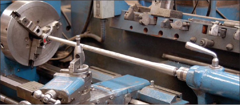 Custom Rifle Barrel Lathe A lathe for maching custom rifle barrels