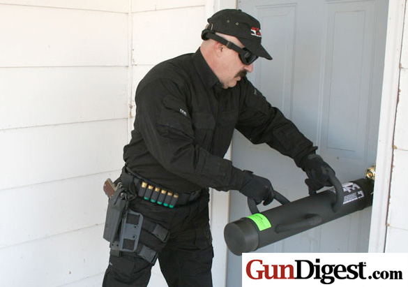 Dynamic Entry with MonoShock Ram MonoShock ram dynamic entry tool