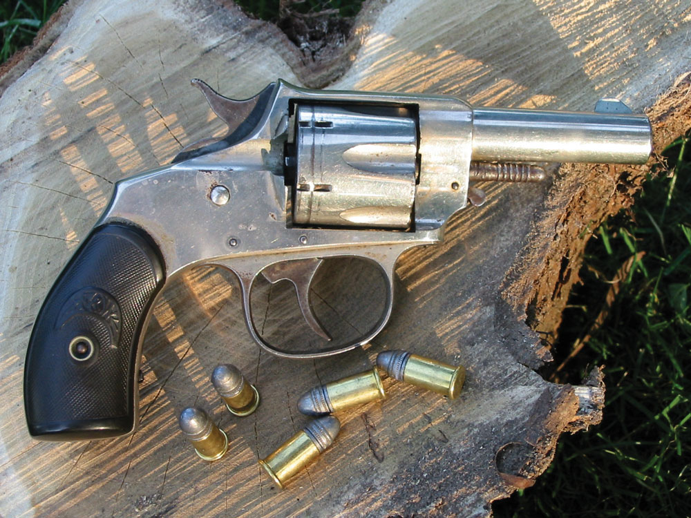 ForehandWadsworthLead1000 F&W introduced a nice copy of Webley’s snub-nosed Bull Dog revolver. This sturdy little gun was available in a seven-shot .32 version, a six-shot .38 and a six-shot .44 that chambered the stubby .44 Webley.